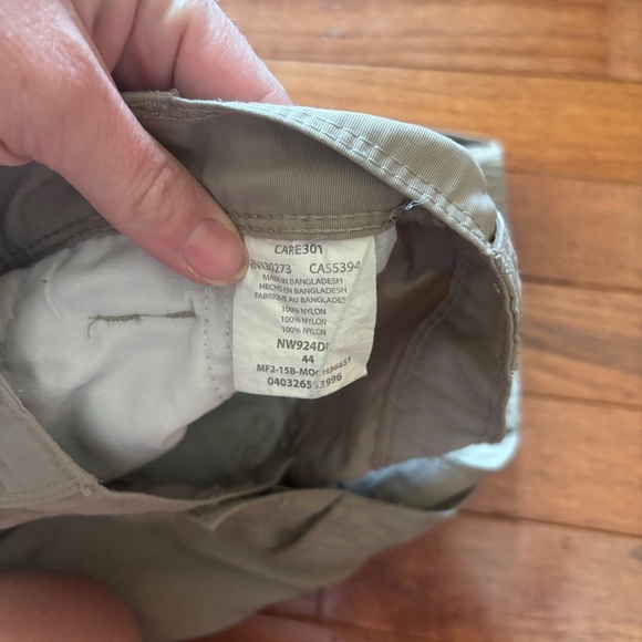 Men’s shorts size 44 - Picture 3 of 3